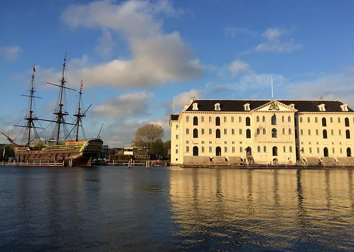 Amsterdam House Of Arts & Crafts
